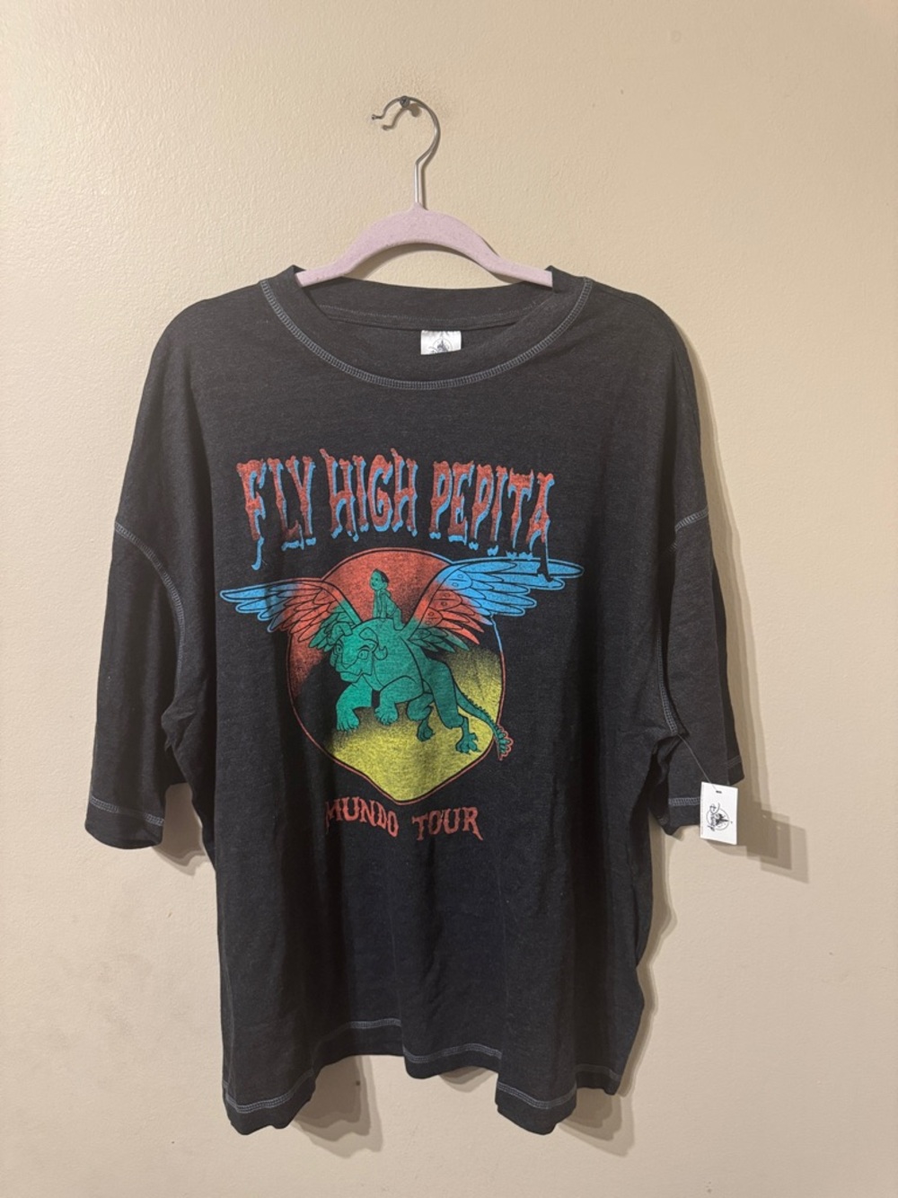 Unisex Short Sleeve Disney Pixar Coco Fly High Pepita Mundo Tour T Shirt XL NEW